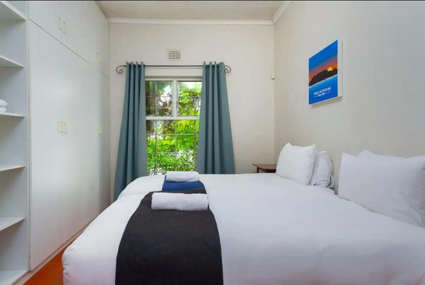 Kloof Avenue 5 Holiday home