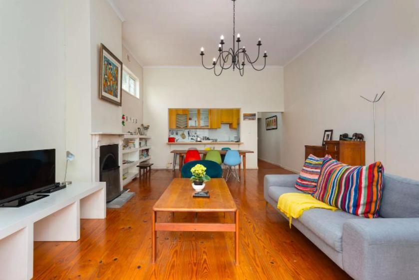 Kloof Avenue 5 Holiday home *